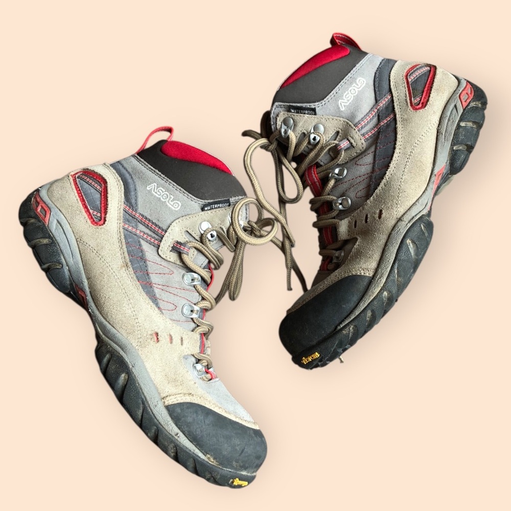 ASOLO Women’s Yuma Hiking Boots Waterproof Vibram Soles Outdoor Women’s 6.5